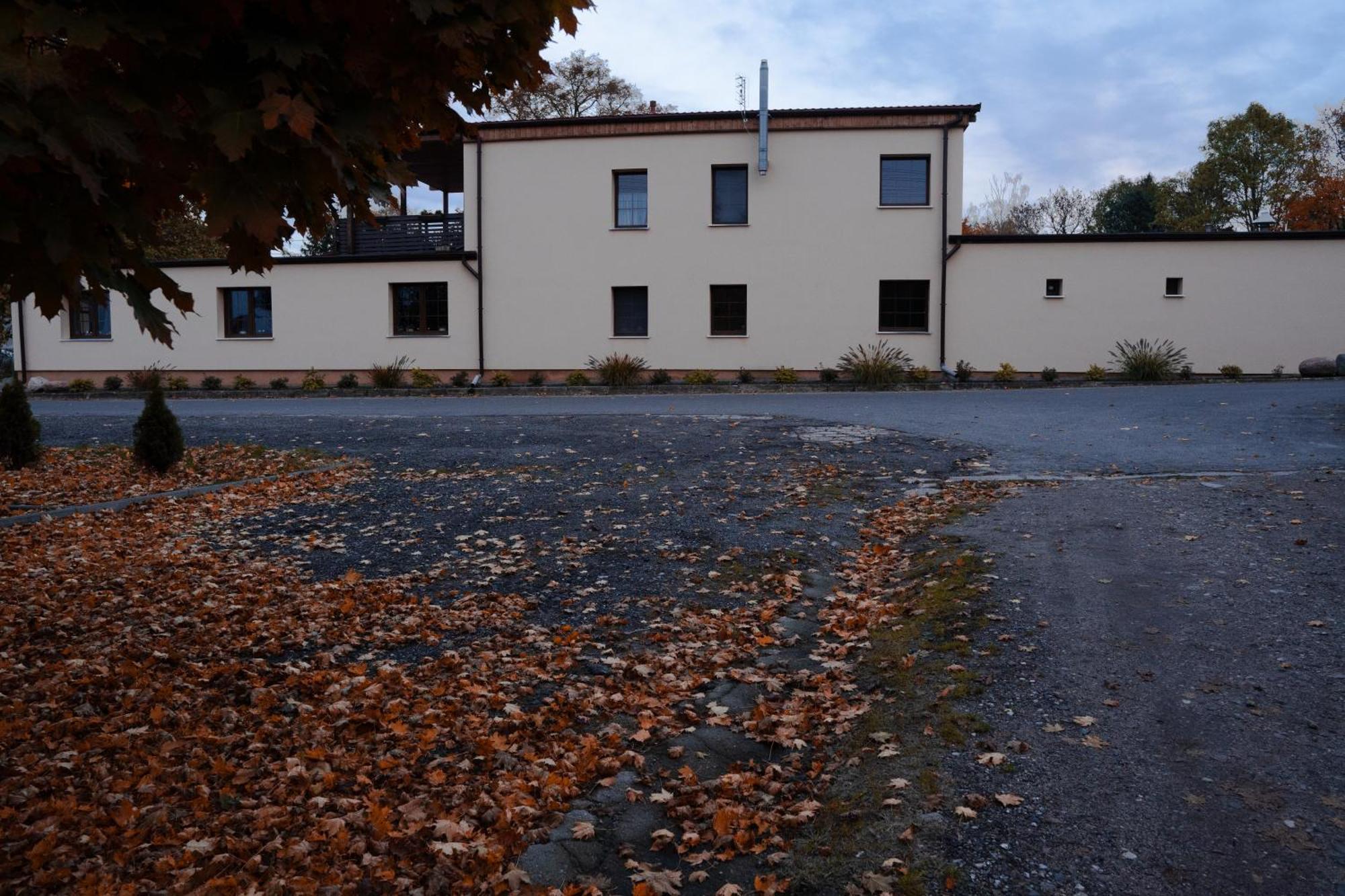 Bed and Breakfast Uroczysko Olesnica Chodzież Esterno foto