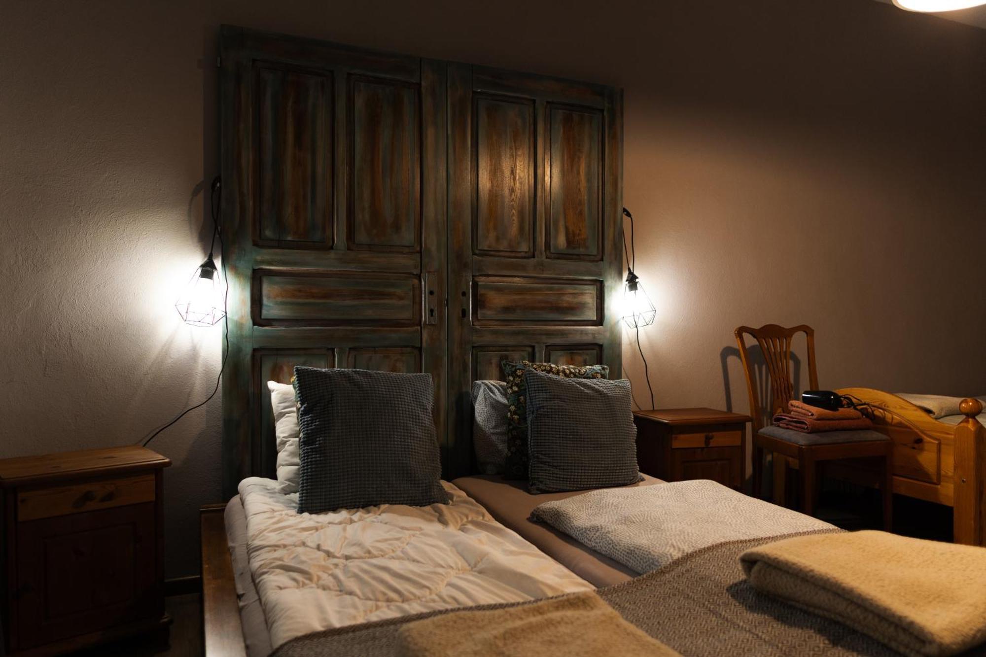 Bed and Breakfast Uroczysko Olesnica Chodzież Esterno foto